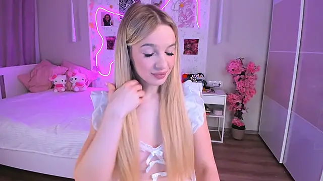 Ella Lane online show from 04/08/26, 03:06