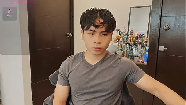 Snapshot of BentoBoxxx chatting on 05/24/26, 04:12 BentoBoxxx online show from 05/24/26, 04:12