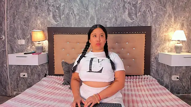 Daphne sweett online show from 03/01/26, 12:40