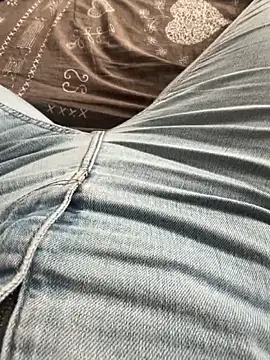 Lynamsb online show from 04/20/26, 03:37