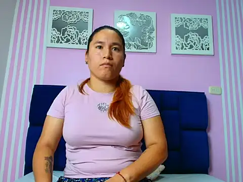 MAGGYE MAX online show from 02/25/26, 01:21