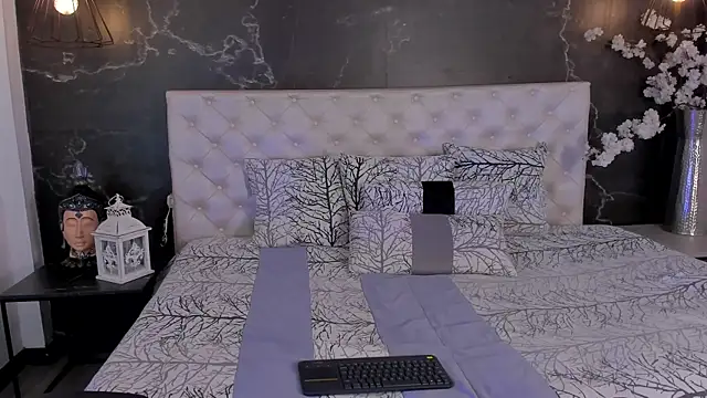 Samantha Dupre online show from 04/23/26, 04:09