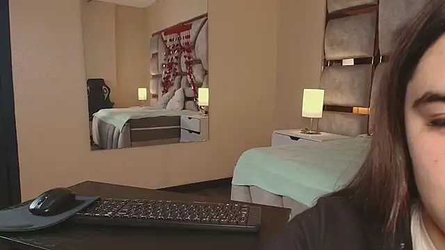 Anya Volker online show from 03/02/26, 12:56