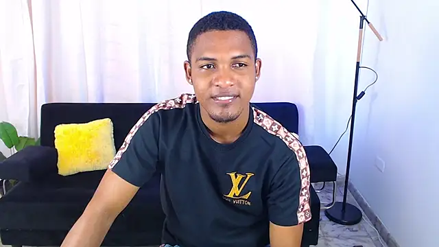 MaxCum18  online show from 02/17/26, 01:29