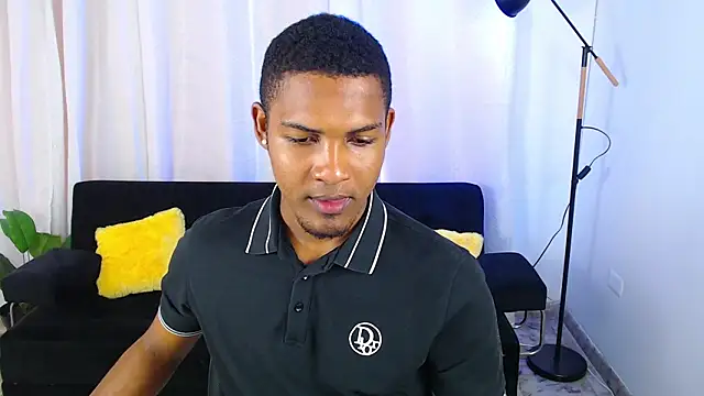 MaxCum18  online show from 02/18/26, 01:40