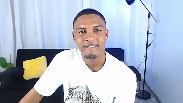 MaxCum18  online show from 02/19/26, 01:29