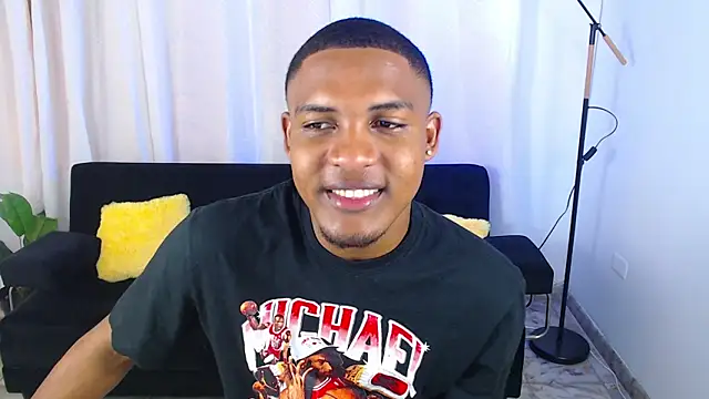 MaxCum18  online show from 02/20/26, 01:55
