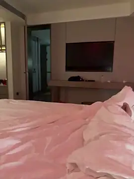 ainiyiwannianlidong online show from 04/25/26, 05:21