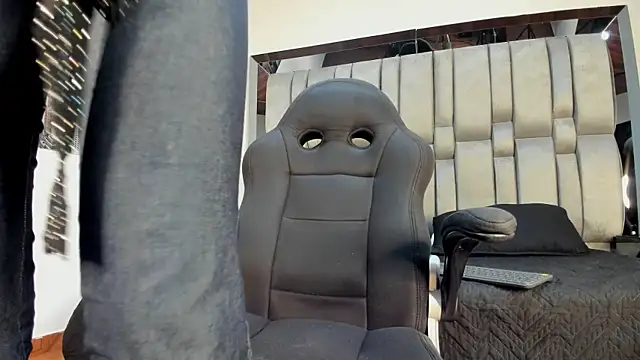 ElektraBomdans online show from 04/18/26, 07:58