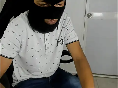 Snapshot of badboy_master chatting on 04/01/26, 03:07 badboy master online show from 04/01/26, 03:07