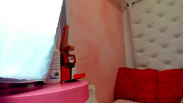 eimmy  skinny online show from 03/24/26, 01:38