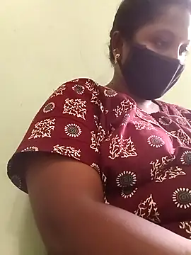 tamilkaviya431 online show from 03/16/26, 12:09