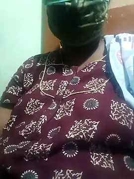 tamilkaviya431 online show from 04/02/26, 03:53