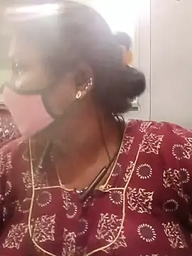 tamilkaviya431 online show from 06/14/26, 05:31