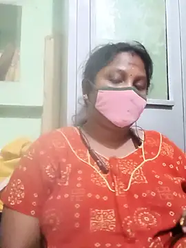 tamilkaviya431 online show from 07/18/26, 10:02
