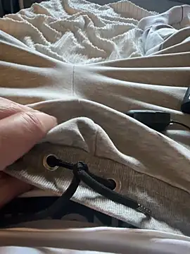 zwigge75 online show from 03/22/26, 09:13