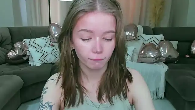 Violetta  Dreams online show from 03/25/26, 04:18