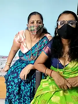 Snapshot of Kannadasexywifes chatting on 04/16/26, 05:30 Kannadasexywifes online show from 04/16/26, 05:30