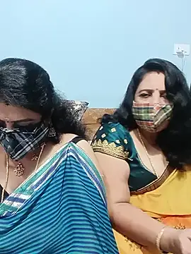 Snapshot of Kannadasexywifes chatting on 05/15/26, 12:39 Kannadasexywifes online show from 05/15/26, 12:39