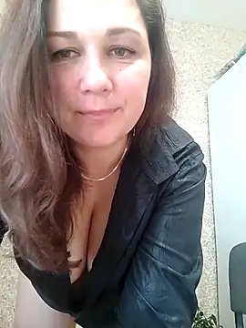 Susan8421 online show from 03/19/26, 09:24