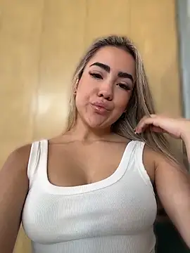 bellabarbiex online show from 04/21/26, 06:12