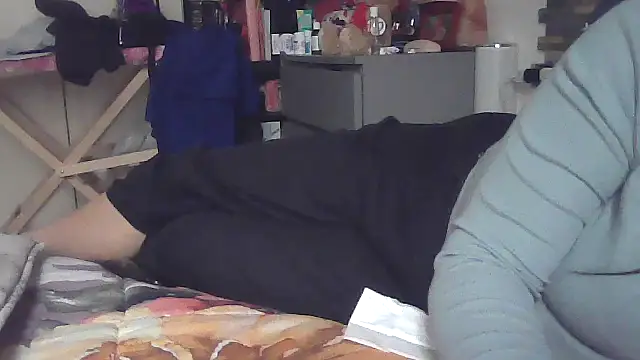 luanahot1 online show from 02/15/26, 11:41