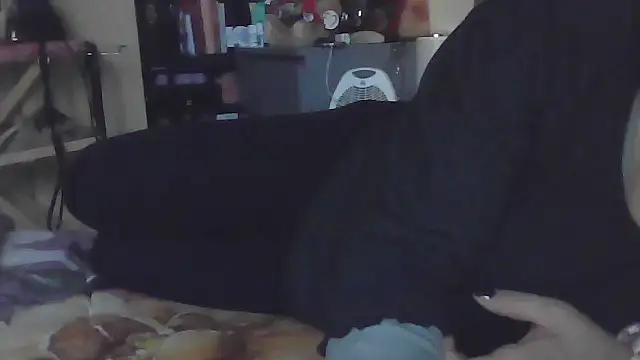 luanahot1 online show from 02/17/26, 12:45