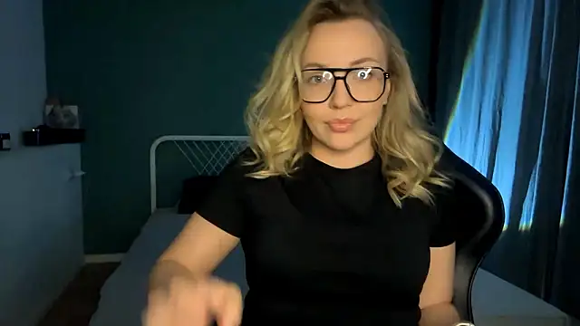 Miabby3 online show from 02/20/26, 06:41