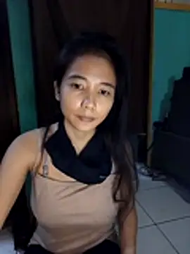 Snapshot of cintia27 chatting on 02/13/26, 05:20 cintia27 online show from 02/13/26, 05:20