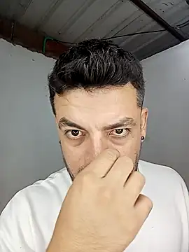 Gissele Rubi online show from 03/05/26, 12:45