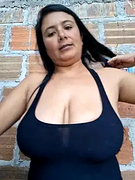 Gissele Rubi online show from 06/05/26, 03:40