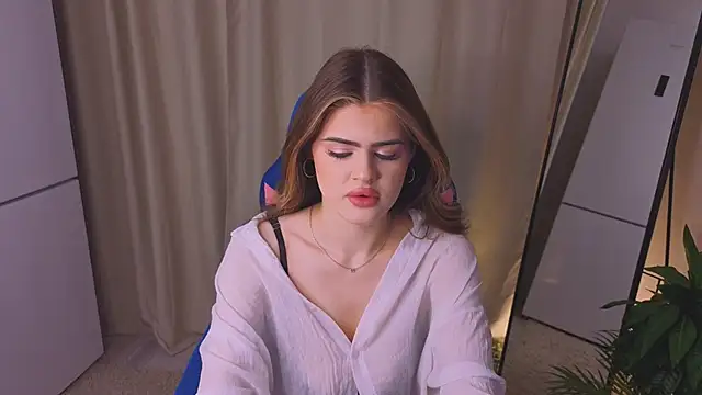 404CUTIE  online show from 05/05/26, 05:26