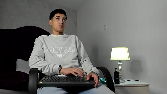 JoshBeech online show from 03/05/26, 01:07