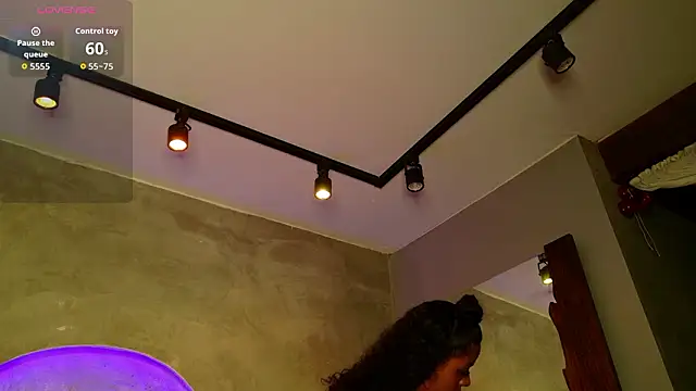 Kinsleybrown online show from 03/27/26, 03:45