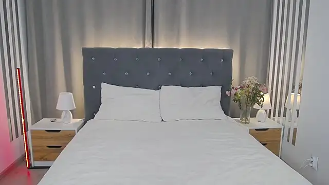 VikkyVonn online show from 02/21/26, 12:17