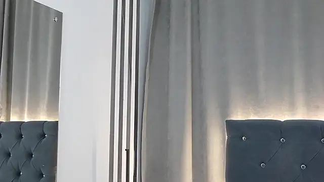 Snapshot of VikkyVonn chatting on 04/23/26, 11:09 VikkyVonn online show from 04/23/26, 11:09