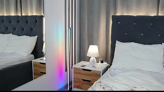 Snapshot of VikkyVonn chatting on 07/17/26, 10:55 VikkyVonn online show from 07/17/26, 10:55