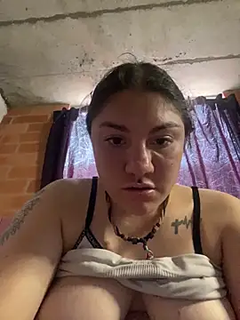 ZoE-sweettt online show from 04/13/26, 08:25