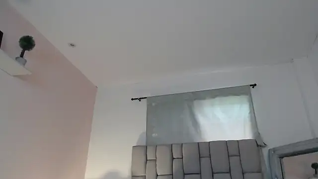 lily rose1 online show from 06/01/26, 07:37