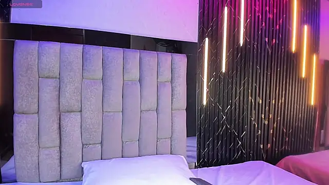 CamilaParisi online show from 04/20/26, 11:57