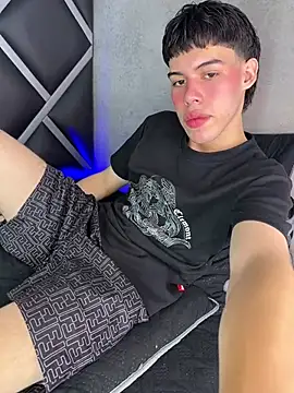 Lucian-greyy online show from 02/21/26, 04:13