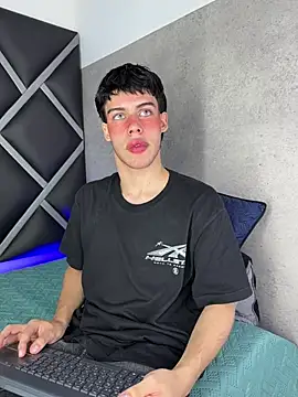 Lucian-greyy online show from 03/05/26, 03:46