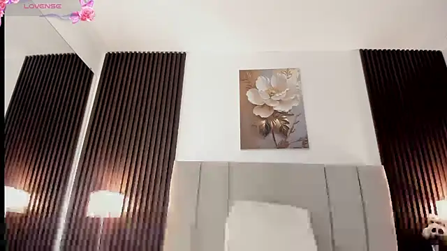  MiLa Dyva online show from 03/25/26, 04:35