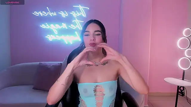 CarolineEvans x online show from 02/23/26, 06:11