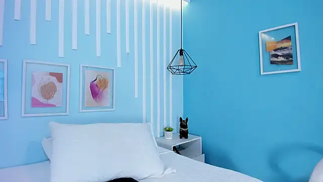 Saray Becker  online show from 04/07/26, 07:14