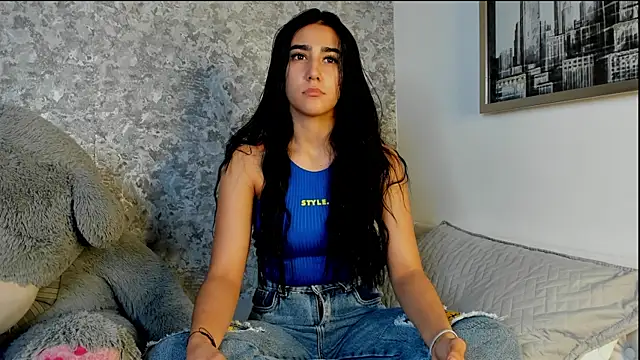 Anika H online show from 04/12/26, 12:32