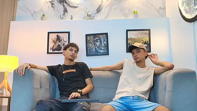 YOUNG BOYS HELL online show from 04/21/26, 01:42