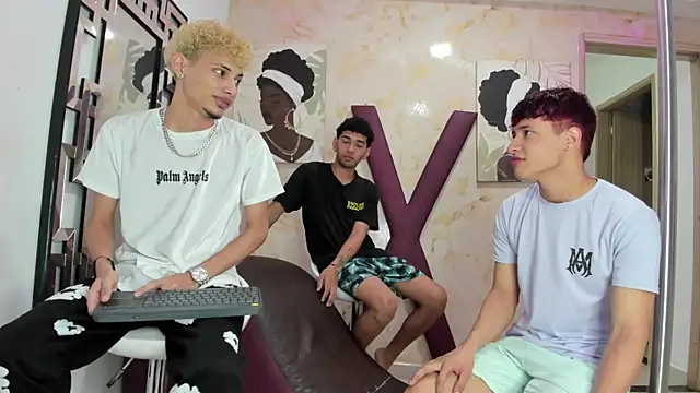 YOUNG BOYS HELL online show from 06/05/26, 01:12