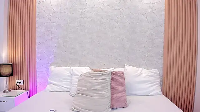 AlanaaWalker online show from 02/23/26, 09:12