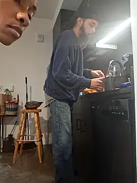 Cinnamonbunn online show from 02/27/26, 07:30